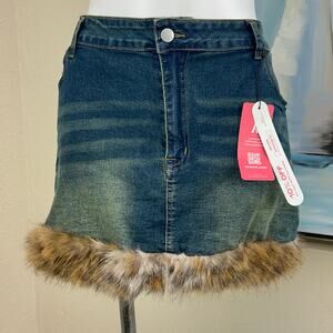 ROMWE Denim Mini Skirt with faux fur trim size 3X